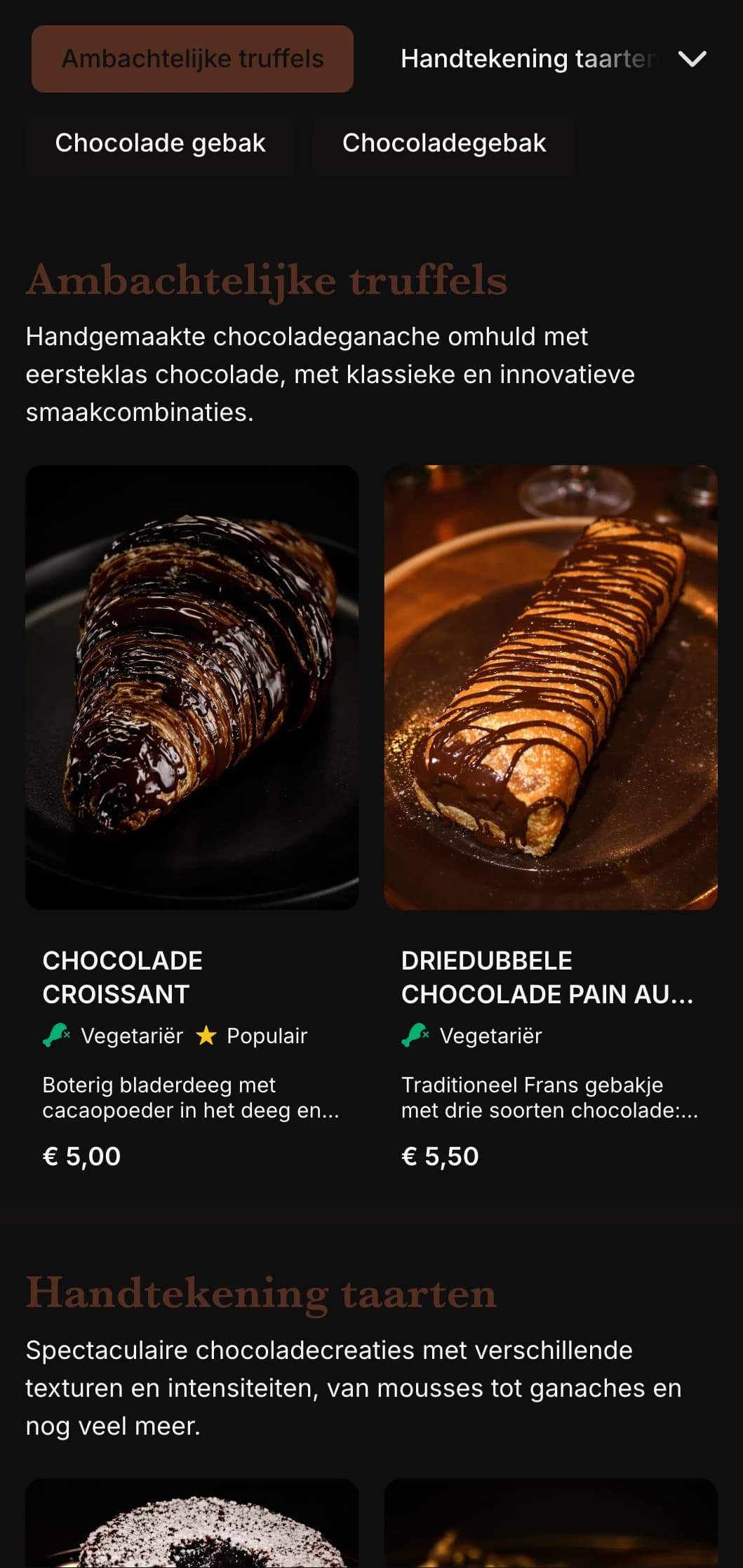Een rijk, weelderig menuontwerp voor bakkerijen met diepe chocoladebruine tinten en elegante typografie, perfect voor chocoladegerichte bakkerijen.